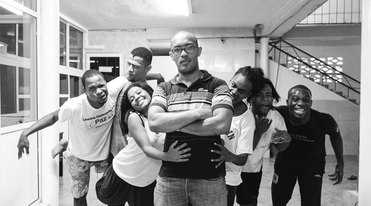 Grupo Teatral Henrique Artes - Teatro Despido de Adereços